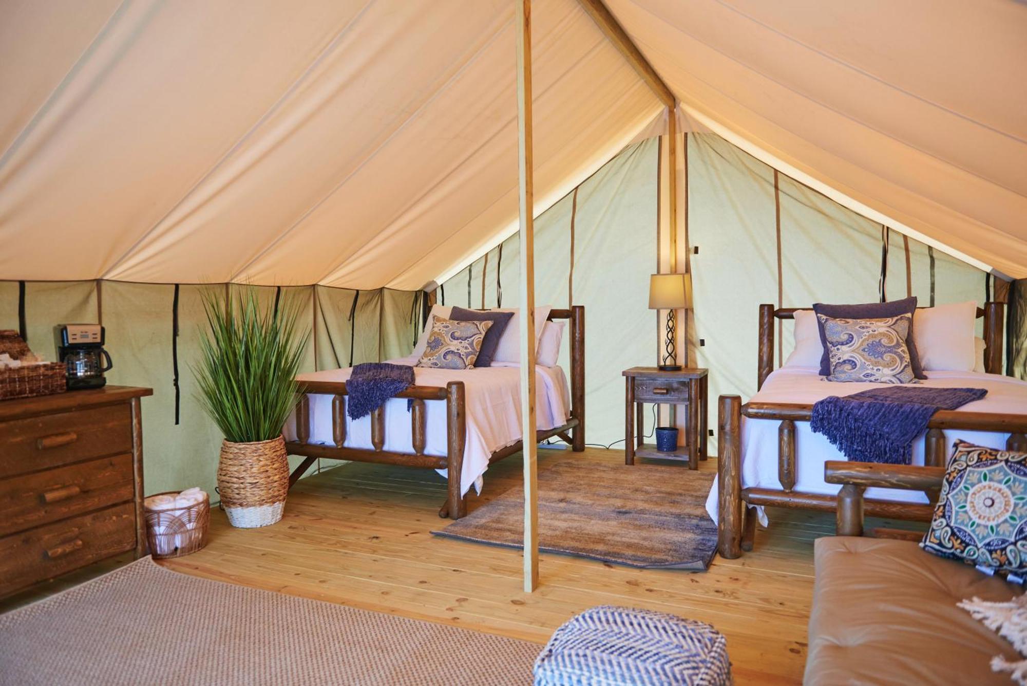 Jellystone Park Chincoteague Island Villa Phòng bức ảnh